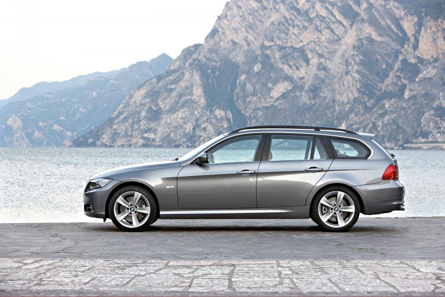  BMW 3-Series 2009 года  (фото 102 из 116)